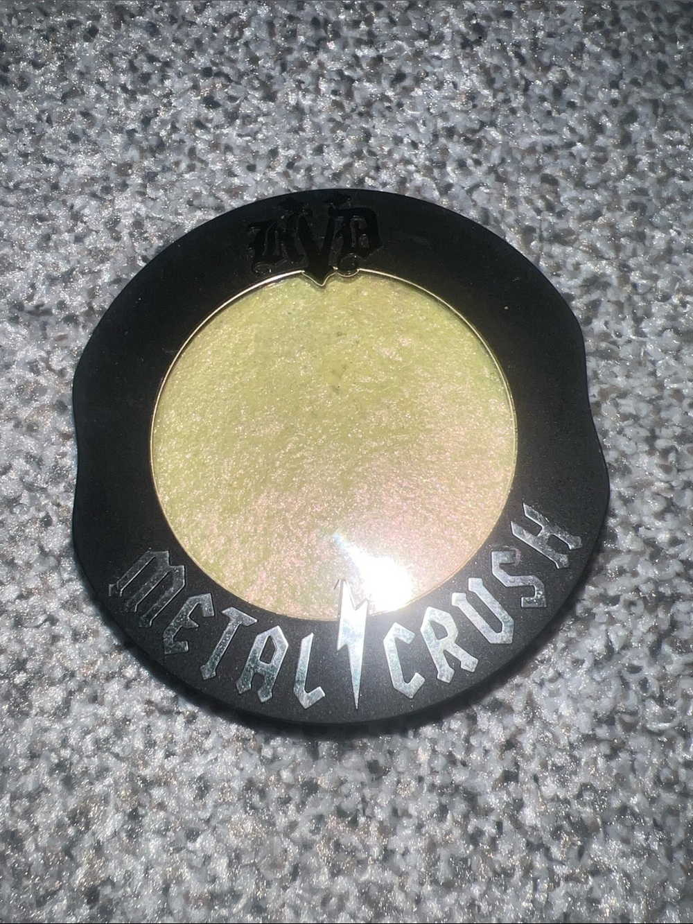 Kat Von D Metal Crush Highlighter — Graviton